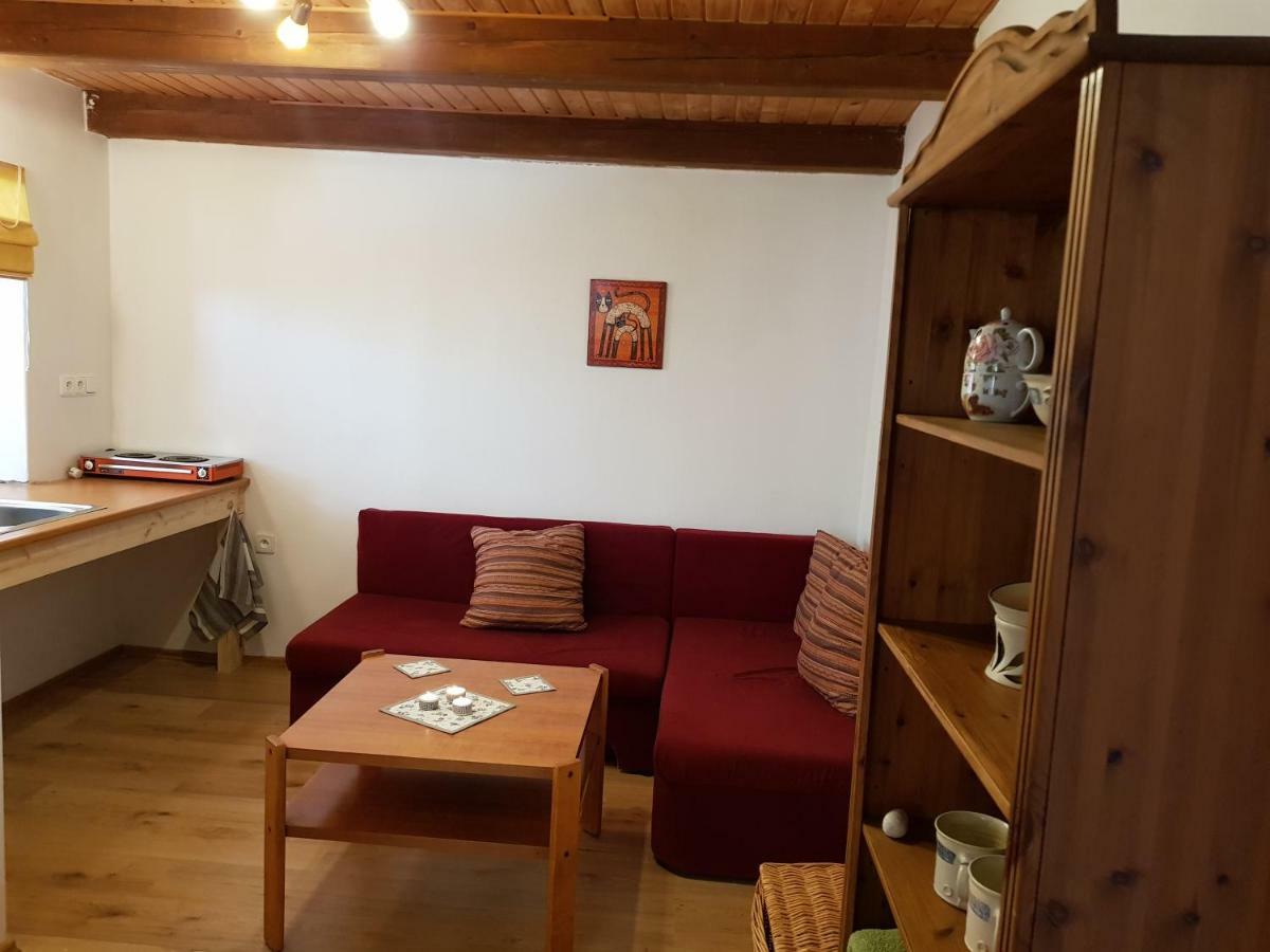 Hrncirna Apartment Klenovice  ภายนอก รูปภาพ